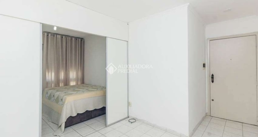 Apartamento com 1 quarto para alugar na Rua dos Andradas, 711, Centro Histórico, Porto Alegre