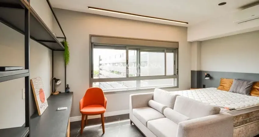 Loft com 1 quarto para alugar na CASSILDA FLORA ZAFFARI, 60, Teresópolis, Porto Alegre
