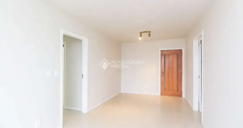 Apartamento com 2 quartos para alugar na Avenida Coronel Lucas de Oliveira, 1960, Petrópolis, Porto Alegre