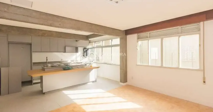 Apartamento com 2 quartos para alugar na Rua Felipe Camarão, 510, Rio Branco, Porto Alegre