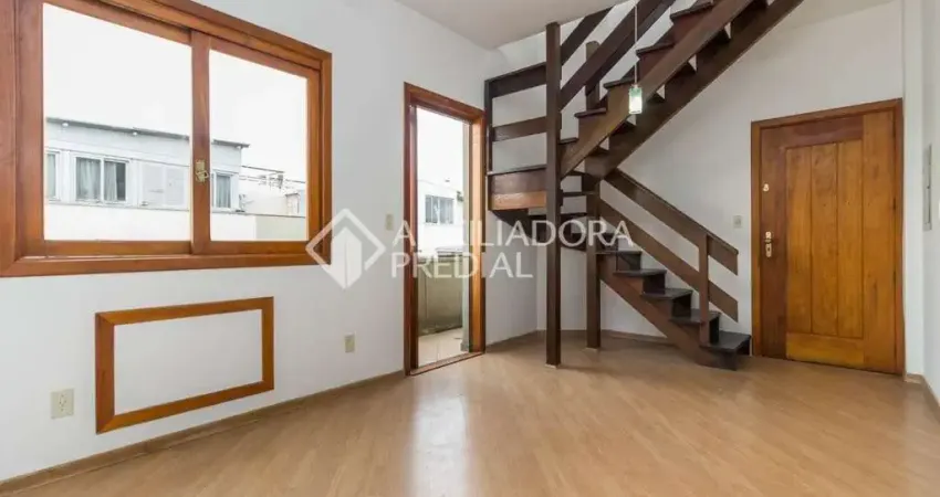 Cobertura com 2 quartos para alugar na Rua Professor Cristiano Fischer, 892, Jardim do Salso, Porto Alegre
