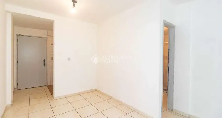 Kitnet / Stúdio para alugar na Rua Duque de Caxias, 1515, Centro Histórico, Porto Alegre