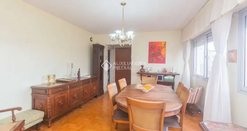 Apartamento com 3 quartos para alugar na Avenida Carlos Gomes, 1999, Petrópolis, Porto Alegre