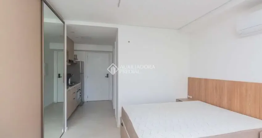 Loft com 1 quarto para alugar na Avenida dos Cubanos, 114, Partenon, Porto Alegre