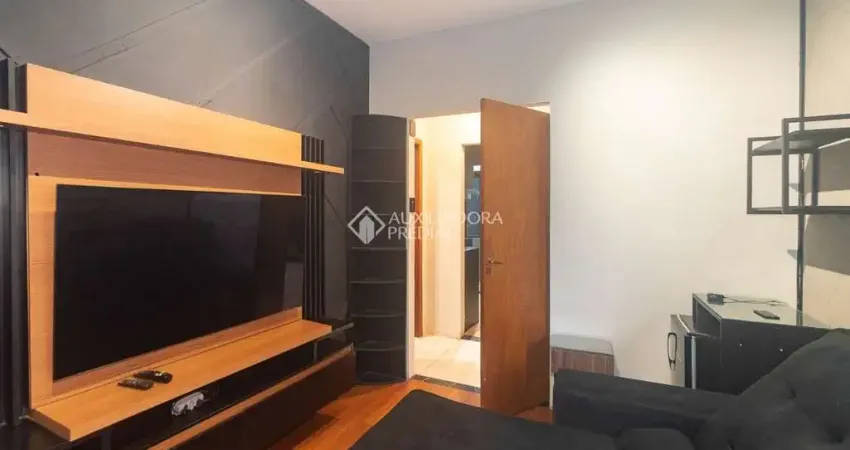 Apartamento com 2 quartos para alugar na Rua Duque de Caxias, 769, Centro Histórico, Porto Alegre