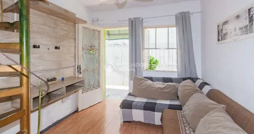 Casa em condomínio fechado com 2 quartos para alugar na Rua Santo Alfredo, 547, Vila São José, Porto Alegre