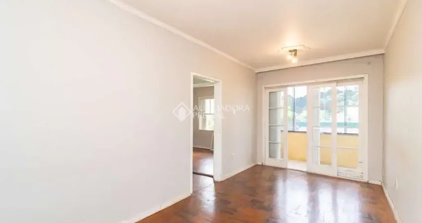 Apartamento com 3 quartos para alugar na Avenida Niterói, 244, Medianeira, Porto Alegre