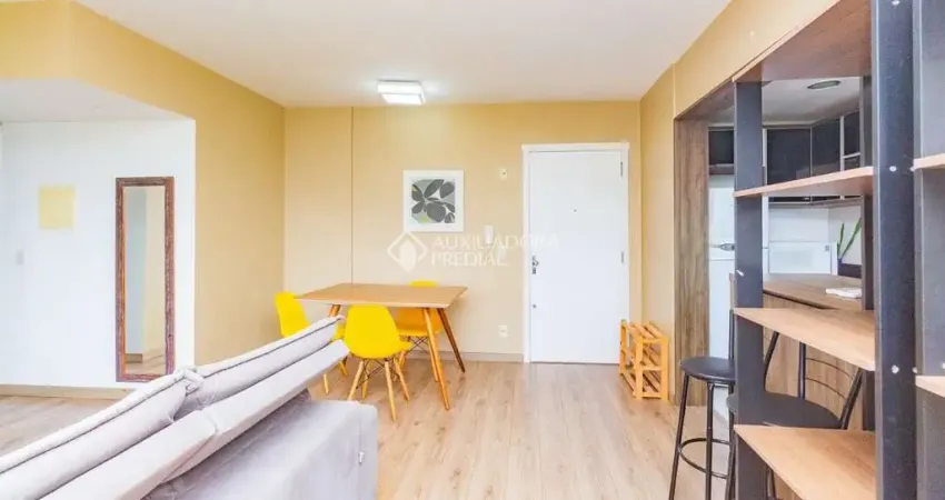 Apartamento com 2 quartos para alugar na Avenida Bento Gonçalves, 1515, Partenon, Porto Alegre