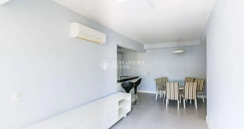 Apartamento com 2 quartos para alugar na Rua Eça de Queiroz, 194, Petrópolis, Porto Alegre