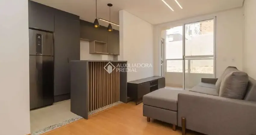 Apartamento com 2 quartos para alugar na Rua Sílvio Silveira Soares, 2688, Camaquã, Porto Alegre