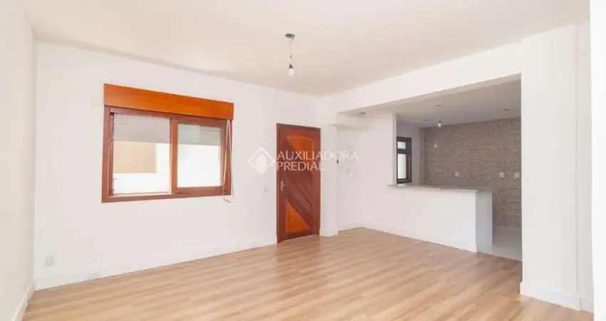 Apartamento com 2 quartos para alugar na Rua Oscar Schneider, 342, Medianeira, Porto Alegre