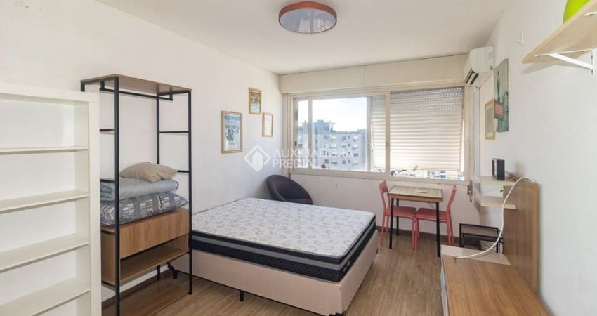 Apartamento com 1 quarto para alugar na Rua Coronel Genuino, 342, Centro Histórico, Porto Alegre