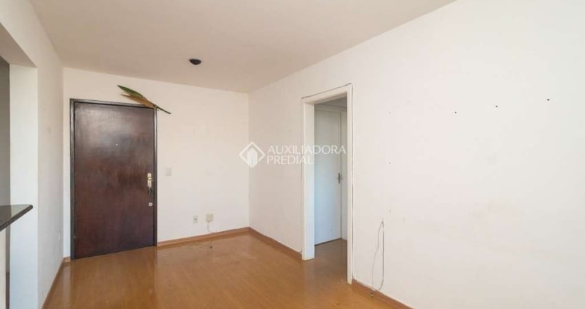Apartamento com 2 quartos para alugar na Rua Sepé Tiaraju, 488, Medianeira, Porto Alegre