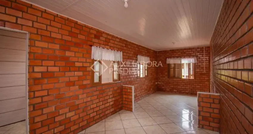 Casa em condomínio fechado com 2 quartos para alugar na Rua Espir Rivaldo, 105, Morro Santana, Porto Alegre
