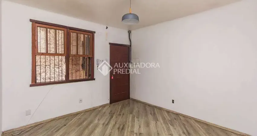 Apartamento com 2 quartos para alugar na Avenida Alegrete, 90, Petrópolis, Porto Alegre