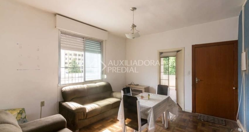 Apartamento com 4 quartos para alugar na Rua Coronel Fernando Machado, 667, Centro Histórico, Porto Alegre