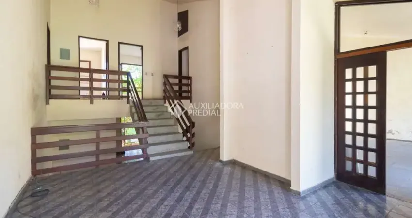 Casa em condomínio fechado com 4 quartos para alugar na Rua da Gruta, 60, Cascata, Porto Alegre