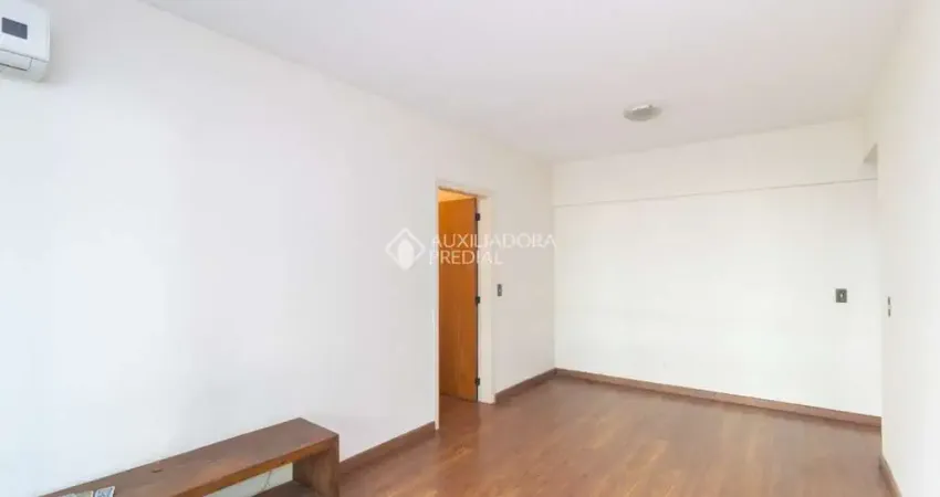 Apartamento com 2 quartos para alugar na Rua José de Alencar, 1276, Menino Deus, Porto Alegre