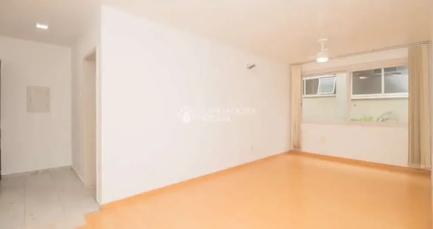 Apartamento com 3 quartos para alugar na Rua Honório Silveira Dias, 840, São João, Porto Alegre