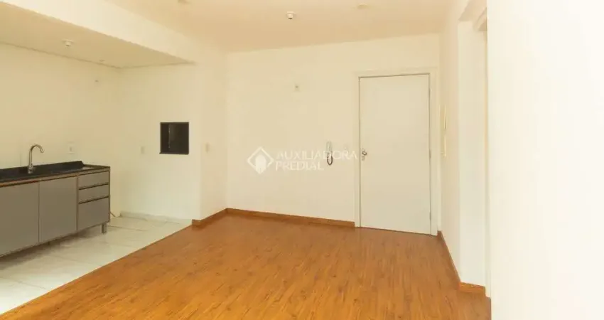 Apartamento com 2 quartos para alugar na Avenida Manoel Elias, 2200, Rubem Berta, Porto Alegre