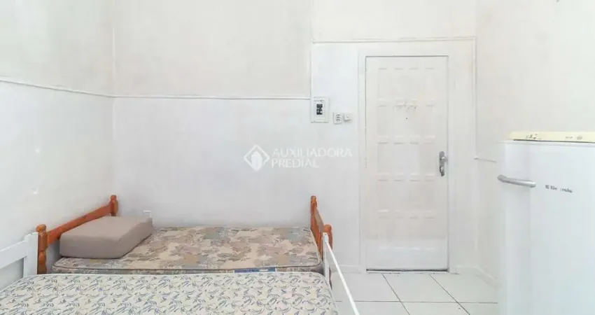 Apartamento com 1 quarto para alugar na Rua Álvaro Chaves, 560, Floresta, Porto Alegre