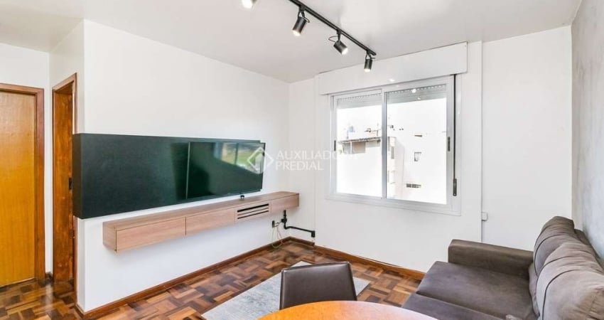 Apartamento com 2 quartos para alugar na Avenida João Wallig, 840, Passo da Areia, Porto Alegre