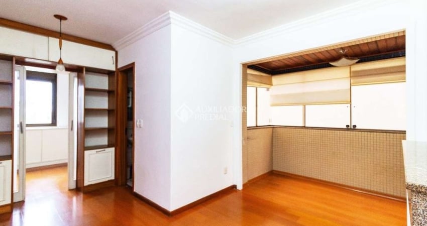 Apartamento com 1 quarto para alugar na Avenida Assis Brasil, 1086, Passo da Areia, Porto Alegre