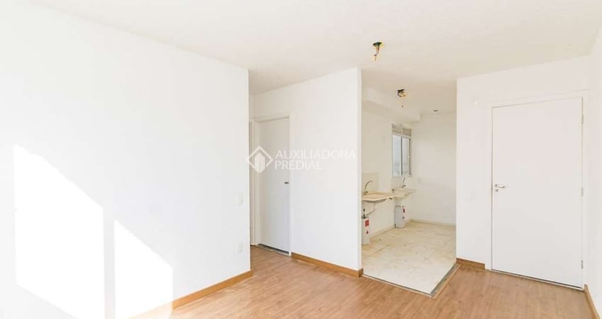 Apartamento com 2 quartos para alugar na Rua Sabino Pereira Nunes, 931, Restinga, Porto Alegre