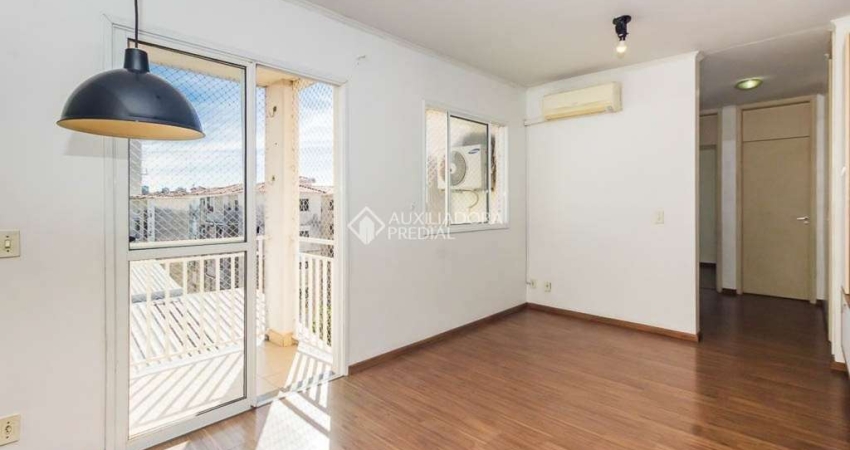 Apartamento com 3 quartos para alugar na Avenida José Aloísio Filho, 595, Humaitá, Porto Alegre