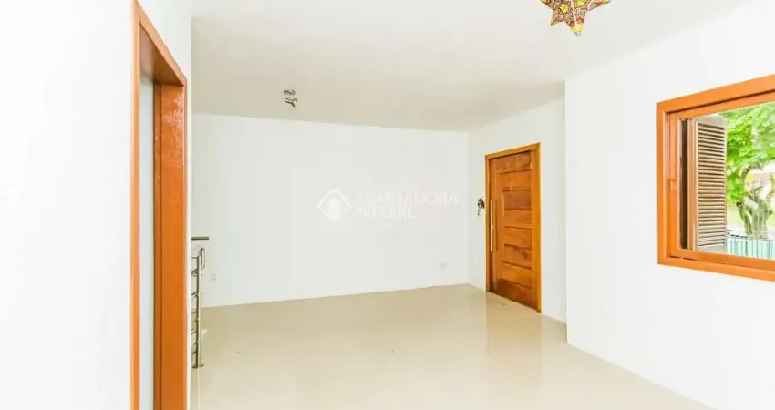 Casa em condomínio fechado com 4 quartos para alugar na Rua Irmão Inocêncio Luís, 259, Jardim Itu Sabará, Porto Alegre