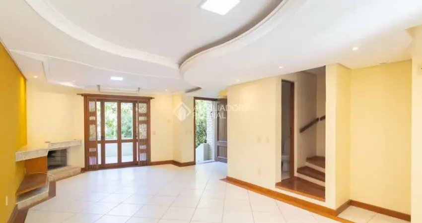 Casa em condomínio fechado com 4 quartos para alugar na Rua Padre João Batista Reus, 438, Vila Conceição, Porto Alegre