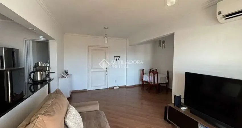 Apartamento com 2 quartos para alugar na Avenida Érico Veríssimo, 240, Menino Deus, Porto Alegre