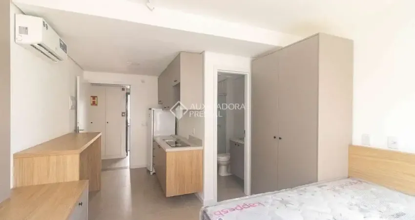 Loft com 1 quarto para alugar na Rua Irmão José Otão, 81, Independência, Porto Alegre