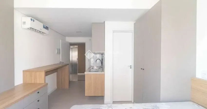 Loft com 1 quarto para alugar na Rua Irmão José Otão, 81, Independência, Porto Alegre