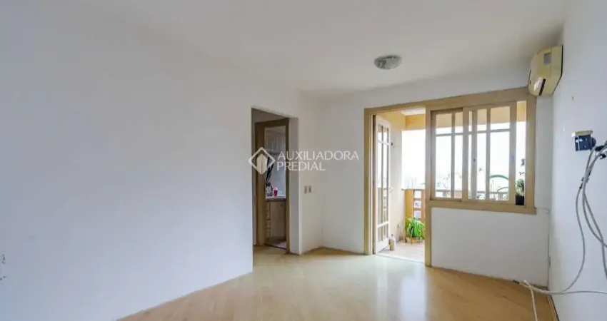 Apartamento com 2 quartos para alugar na Rua Luiz de Camões, 233, Santo Antônio, Porto Alegre