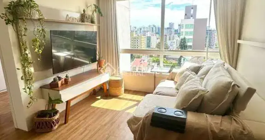 Apartamento com 2 quartos para alugar na Beco Andaraí, 566, Passo da Areia, Porto Alegre