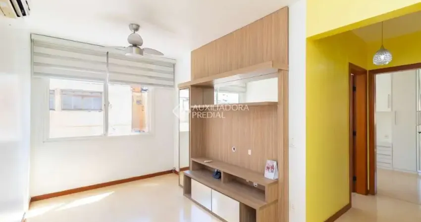 Apartamento com 2 quartos para alugar na Avenida Loureiro da Silva, 1500, Cidade Baixa, Porto Alegre