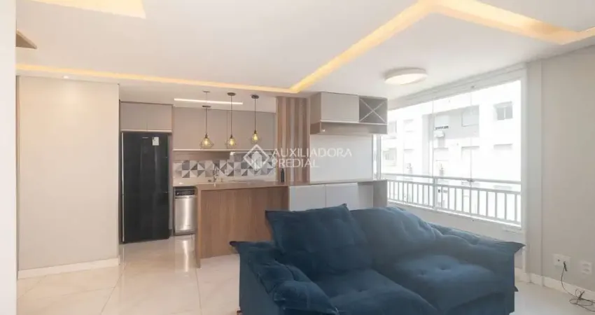 Apartamento com 2 quartos para alugar na Rua Airton Ferreira da Silva, 295, Farrapos, Porto Alegre