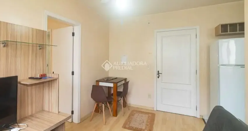 Apartamento com 1 quarto para alugar na Rua Bertholdo Mário Thebich, 455, Farrapos, Porto Alegre