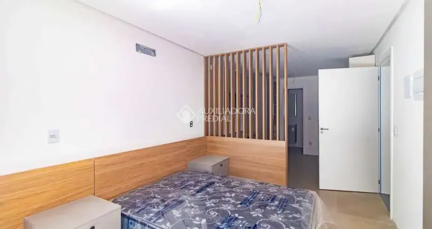 Loft com 1 quarto para alugar na Rua Irmão José Otão, 81, Independência, Porto Alegre