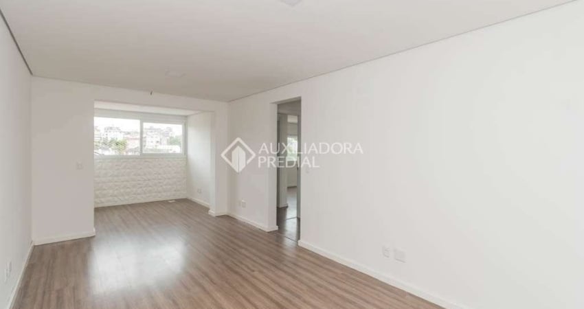 Apartamento com 2 quartos para alugar na Rua Leite de Castro, 341, Jardim Itu Sabará, Porto Alegre