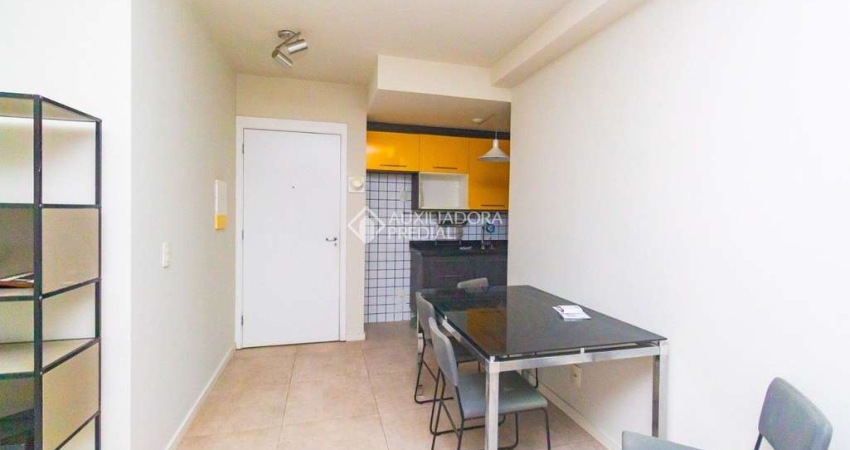 Apartamento com 3 quartos para alugar na Avenida Engenheiro Francisco Rodolfo Simch, 720, Sarandi, Porto Alegre