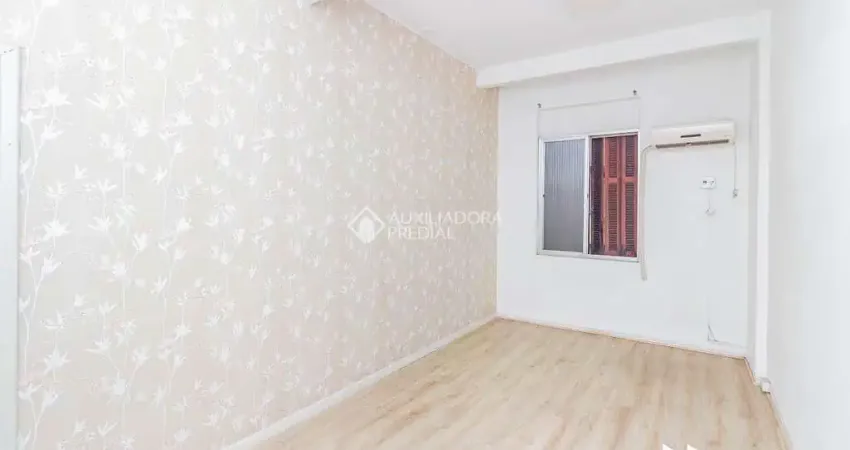 Sala comercial para alugar na Rua General Câmara, 52, Centro Histórico, Porto Alegre