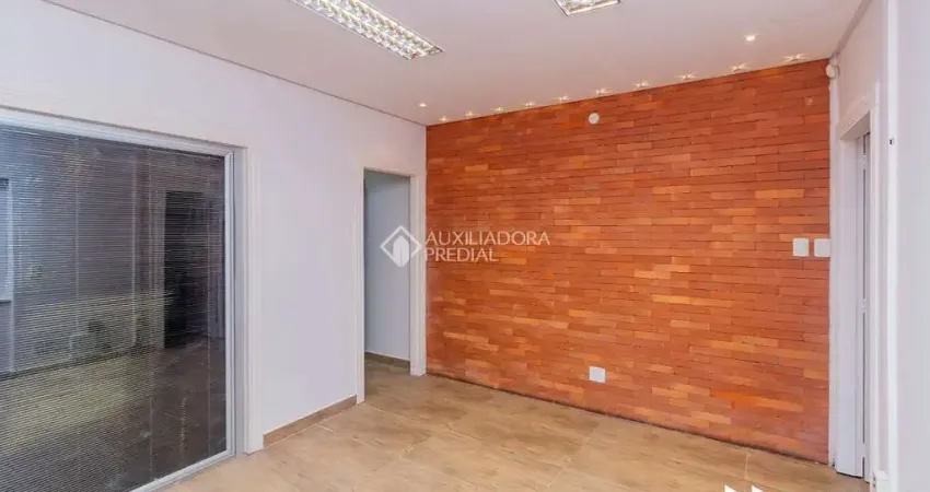 Casa comercial para alugar na Rua Vinte e Quatro de Outubro, 1435, Auxiliadora, Porto Alegre