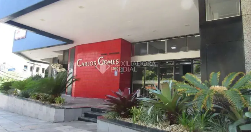 Sala comercial para alugar na Avenida Carlos Gomes, 1610, Três Figueiras, Porto Alegre