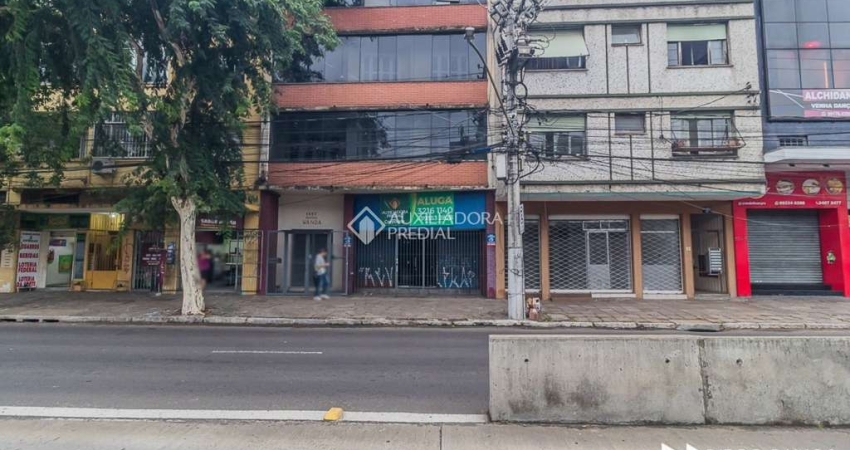 Ponto comercial para alugar na Avenida Protásio Alves, 1055, Rio Branco, Porto Alegre