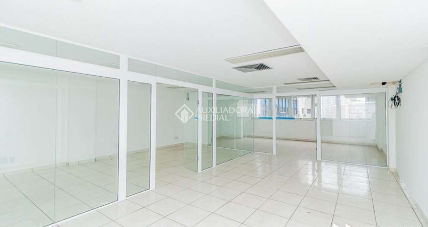 Sala comercial para alugar na Rua dos Andradas, 1248, Centro Histórico, Porto Alegre