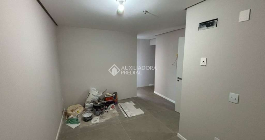Sala comercial para alugar na Rua Coronel Aparício Borges, 260, Glória, Porto Alegre