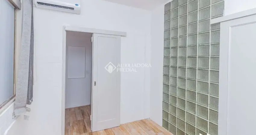 Sala comercial para alugar na Rua Doutor Flores, 323, Centro Histórico, Porto Alegre