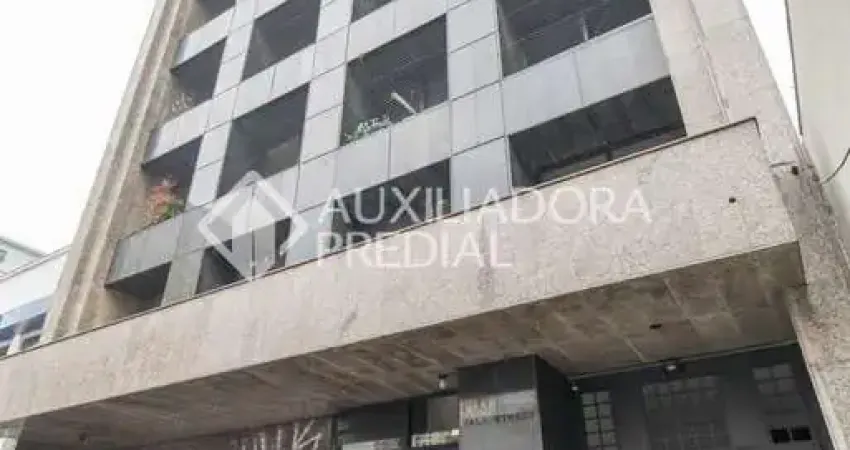 Sala comercial para alugar na Avenida Cristóvão Colombo, 1918, Floresta, Porto Alegre